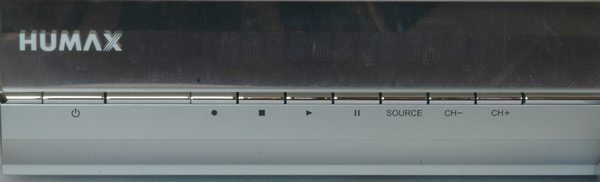 knoppen voorkant humax 9200